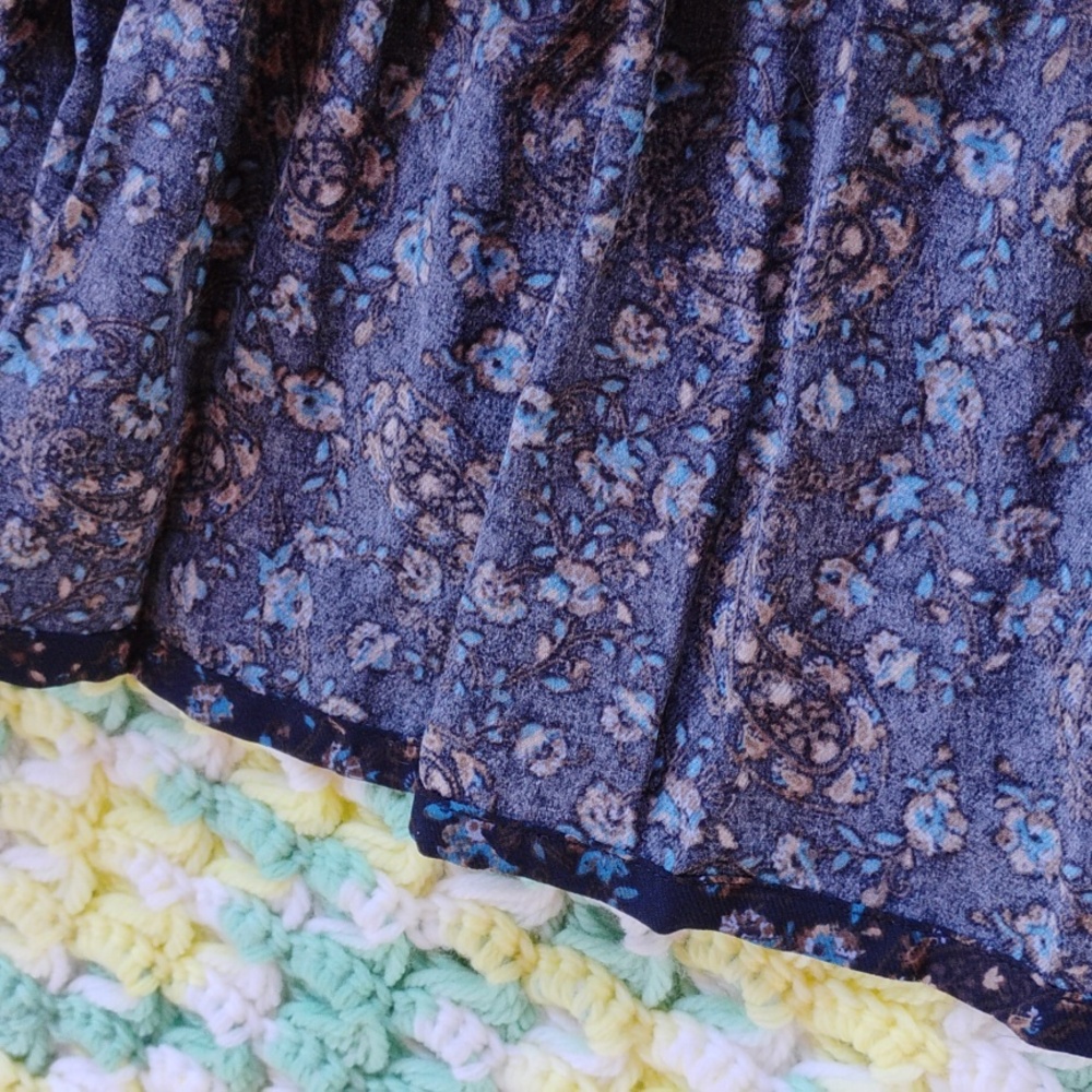 Uniqlo Dark Blue Floral Maxi Skirt - Picture 5 of 7